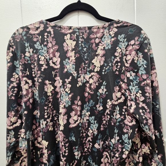 J.Jill Pure Jill Long Sleeve Shirttail Tee PurpleGray Floral Print Women’s Large - Picture 7 of 9